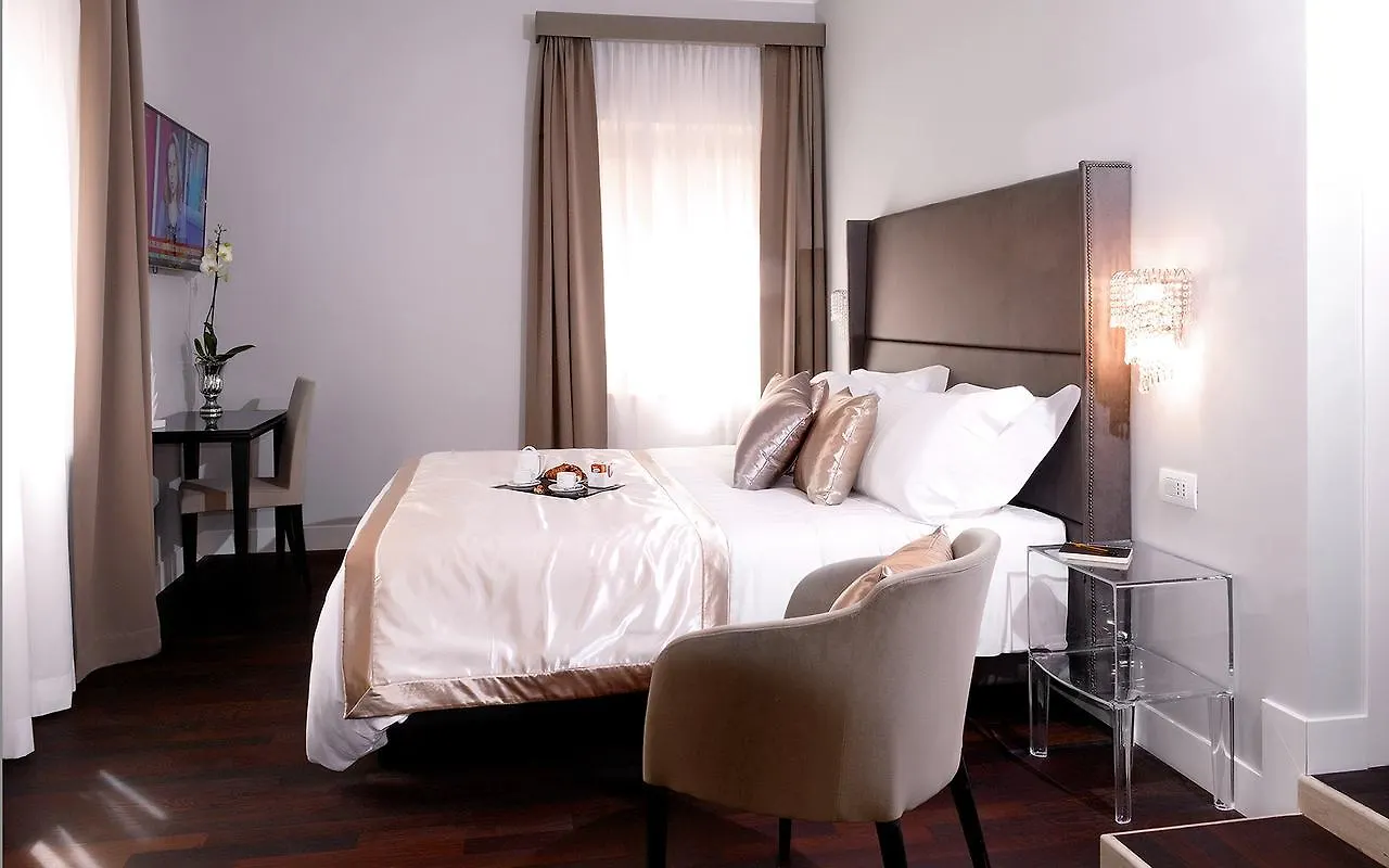 Guest house Piazza Di Spagna Suite De Charme Rome